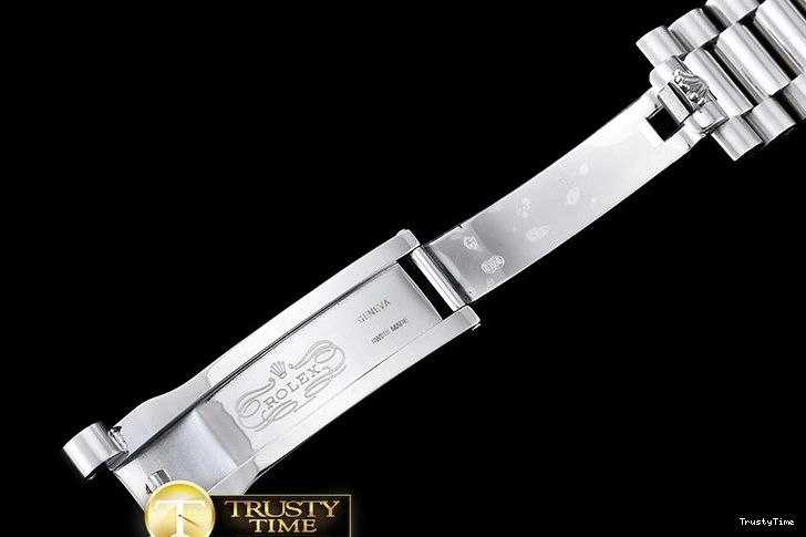 0331 Breathable RDD0218B – DayDate 40mm 689